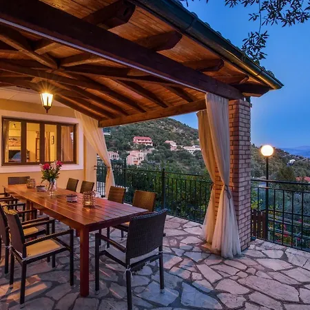 Andonis Nissaki * Nisaki (Corfu)