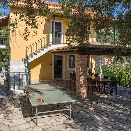 Andonis Nissaki Large With Large Pool ,spectacular View Very Near To The Villa *
