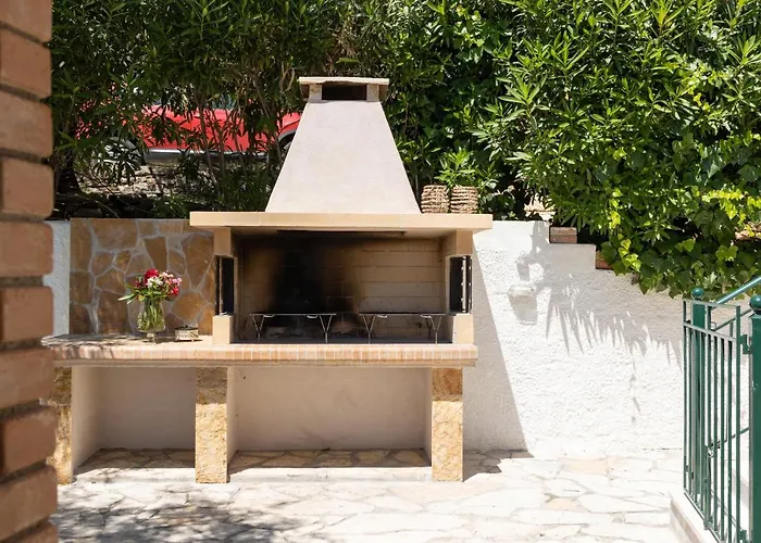 Villa Andonis Nissaki Large With Large Pool ,spectacular View Very Near To The *