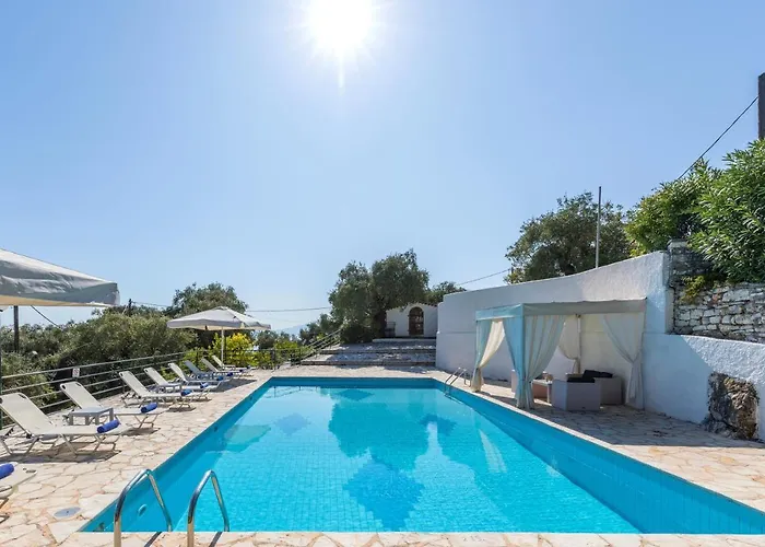 Villa Andonis Nissaki Large With Large Pool ,spectacular View Very Near To The Nisaki (Corfu)