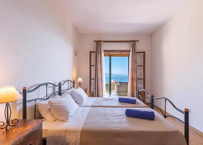 Andonis Nissaki Large With Large Pool ,spectacular View Very Near To The * Nisaki (Corfu)