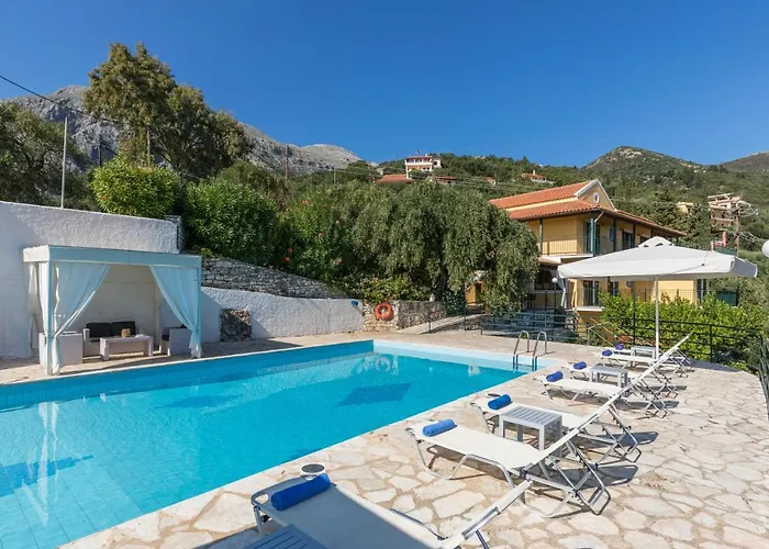 Andonis Nissaki Large With Large Pool ,spectacular View Very Near To The Villa *