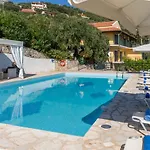 别墅 Andonis Nissaki Large With Large Pool ,spectacular View Very Near To The *
