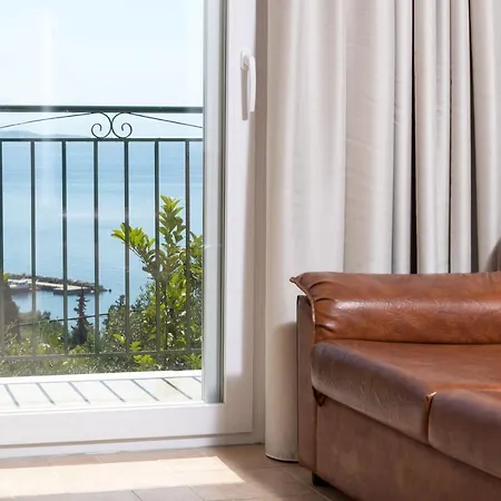 Andonis Nissaki Nisaki (Corfu)