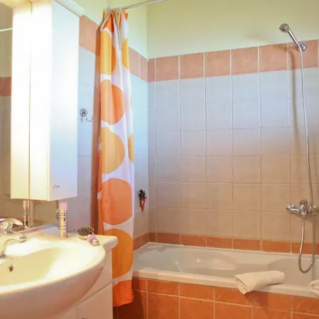Villa Andonis Nissaki Large With Large Pool ,spectacular View Very Near To The Nisaki (Corfu)