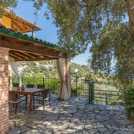Andonis Nissaki Large With Large Pool ,spectacular View Very Near To The * Nisaki (Corfu)