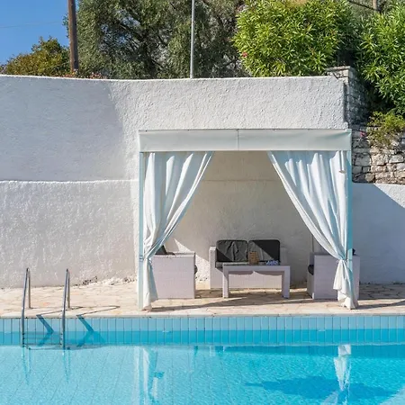 Andonis Nissaki Large With Large Pool ,spectacular View Very Near To The 别墅 *