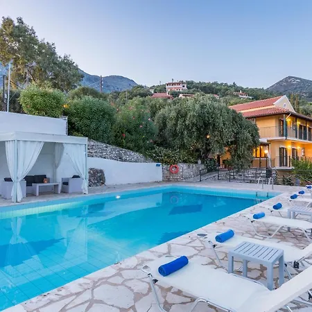 Villa Andonis Nissaki Large With Large Pool ,spectacular View Very Near To The Nisaki (Corfu)