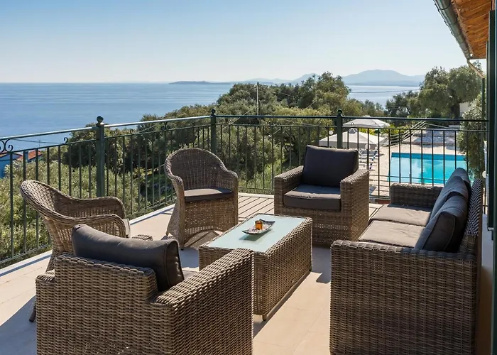 Andonis Nissaki Large With Large Pool ,spectacular View Very Near To The Villa *